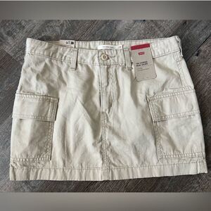 Levi's '94 Cargo Twill Mini Skirt- Size 28